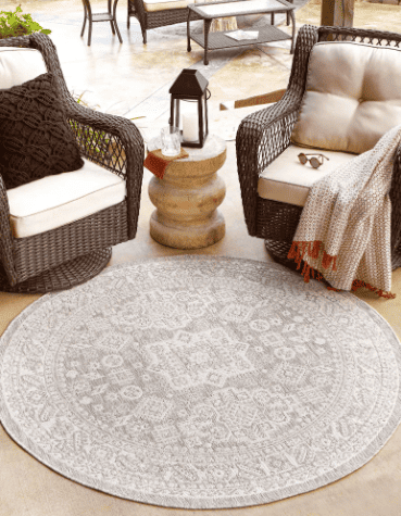 5' 3 x 5' 3 Aztec Indoor / Outdoor Round Rug