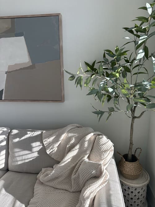 minimalist apartment