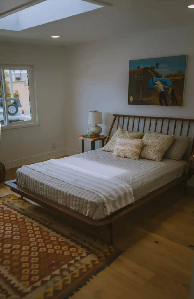 king size bed in small bedroom ideas