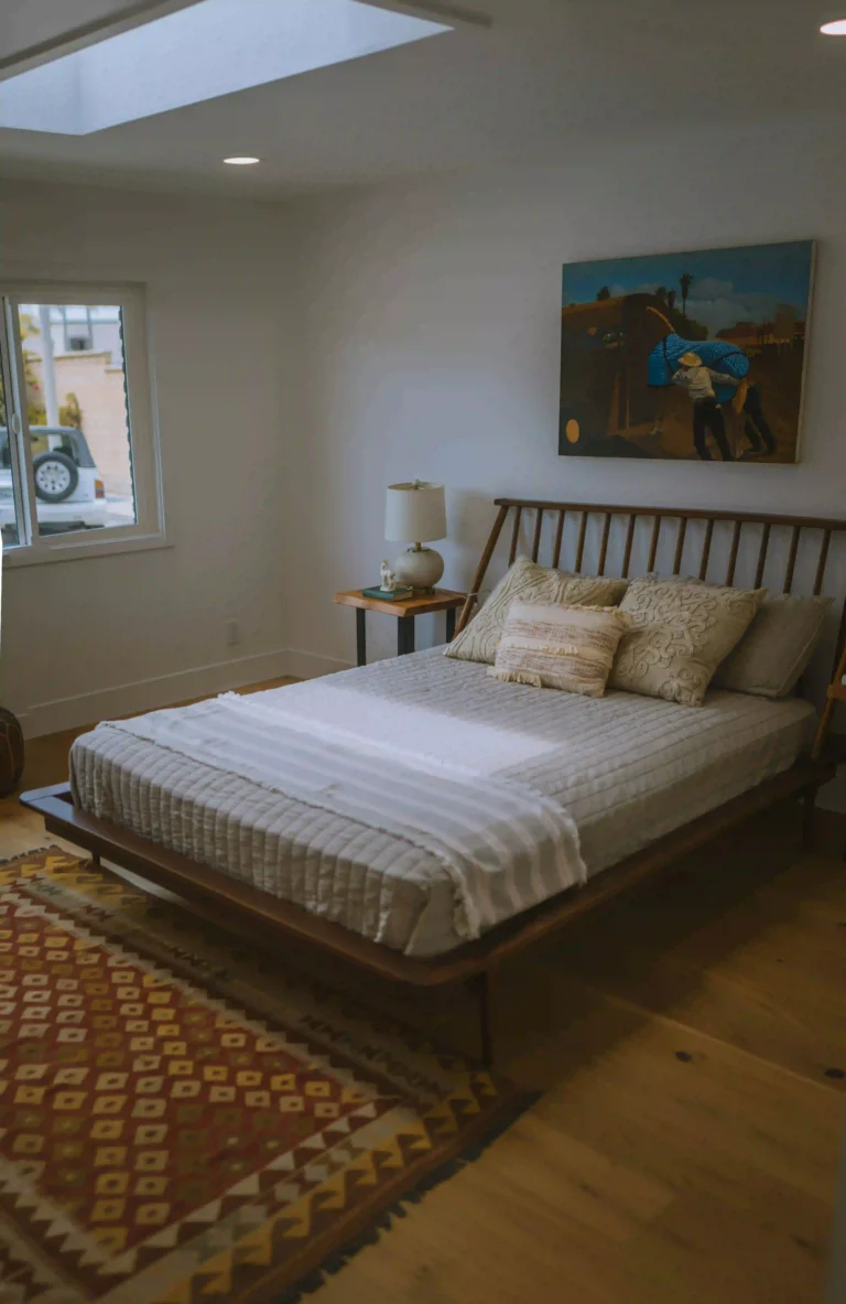 king size bed in small bedroom ideas