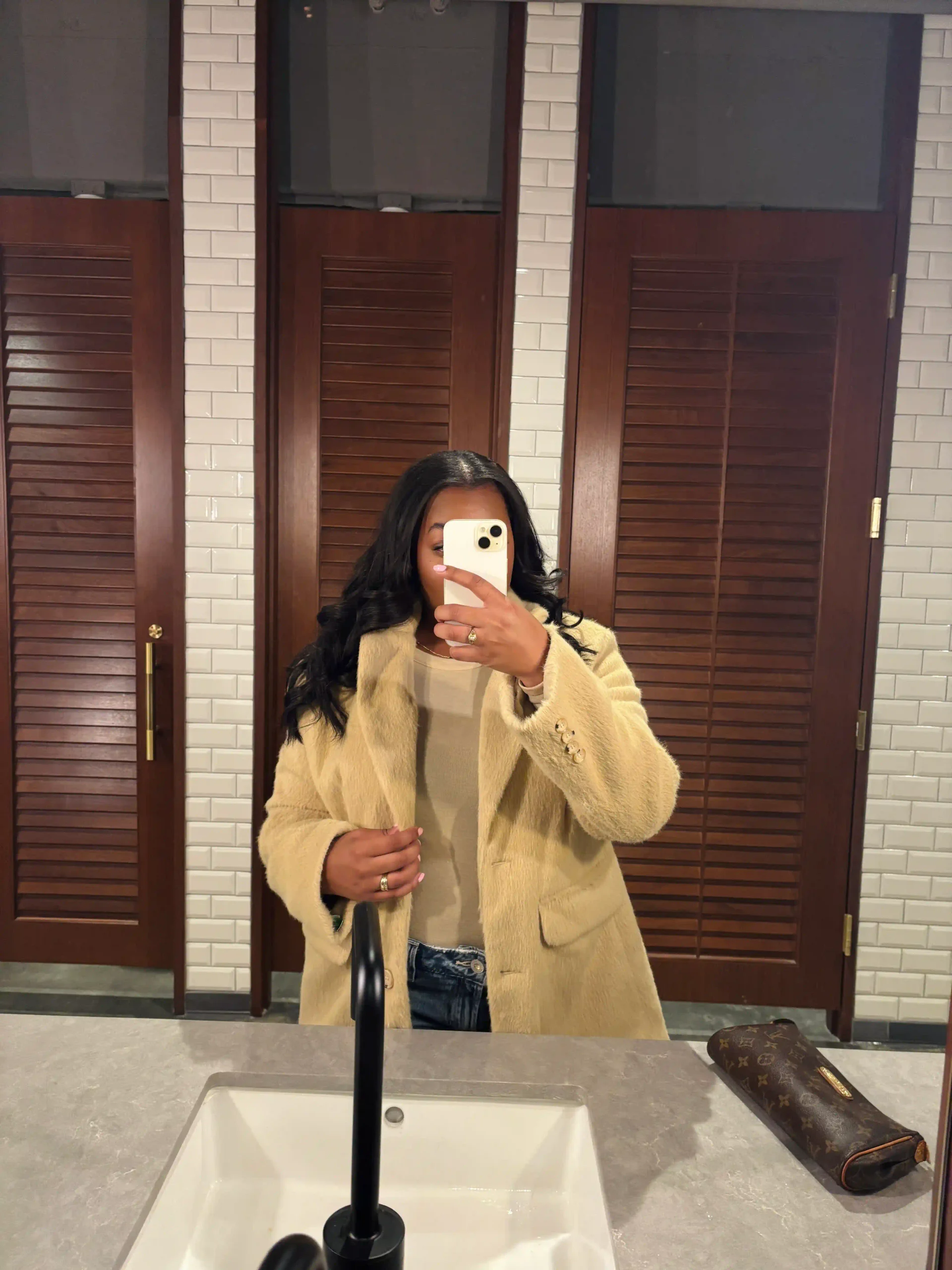 20 Thanksgiving Outfits for Black Women You’ll Want to Copy This Year